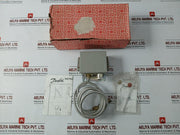 New Condition Danfoss Thermostat 50-100c,Ip67 060l3104
