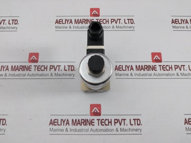 New Condition Solenoid Valve Coil 11w 24vdc 118.100.024n By Eugen Seitz