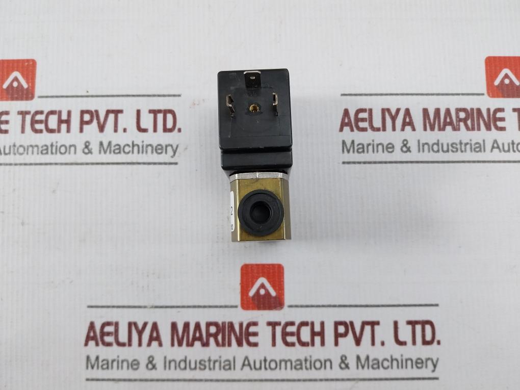 Norgren 9500202 Solenoid Actuated Poppet Valve 110V 40-60Hz 12Va