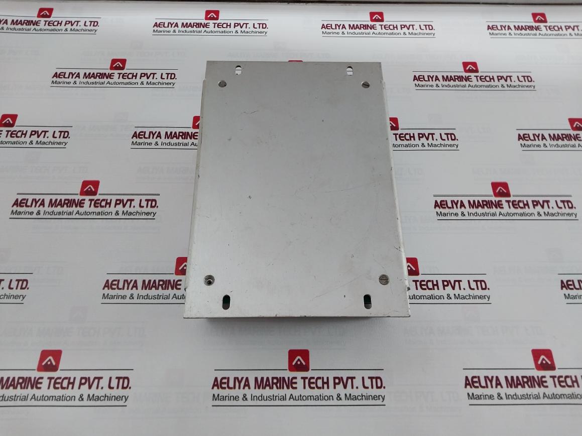 Nov 017-006512 Ips Battery Charger