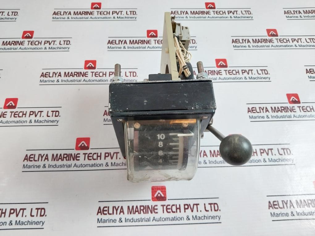 Novotechnik P 6526 S 0001 Remote Control Lever Unit Used