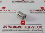 Oceaneering 100748 B Directional Valve M0595703