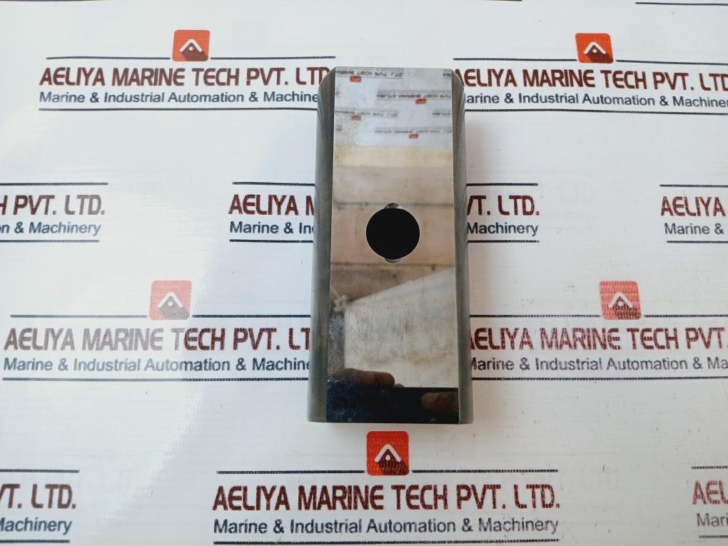 Oceaneering 101013 Hydraulic Pilot Type Slide Regulator Rev Ah