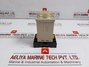 Omron-200-220-240Vac-50-60Hz-10A-Solid-state-Timer-Withe-Base-P2Cf-08-H3Ba-8-208455-4