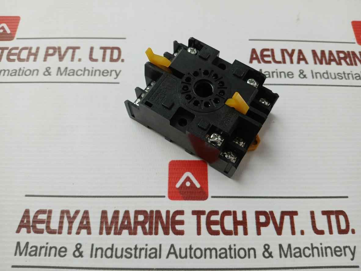 Omron Relay Socket P2cf-11 10a 250vac