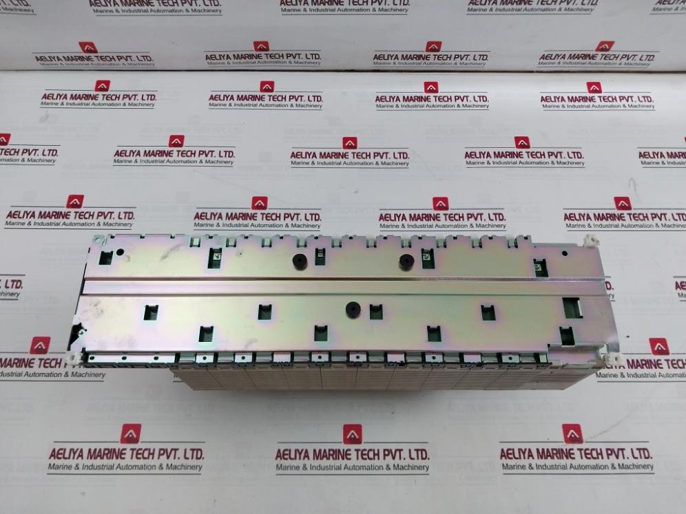 Omron C200Hw-pd024 Power Supply Unit W/ Output Module Cs1W-oc211 24Vdc 50W