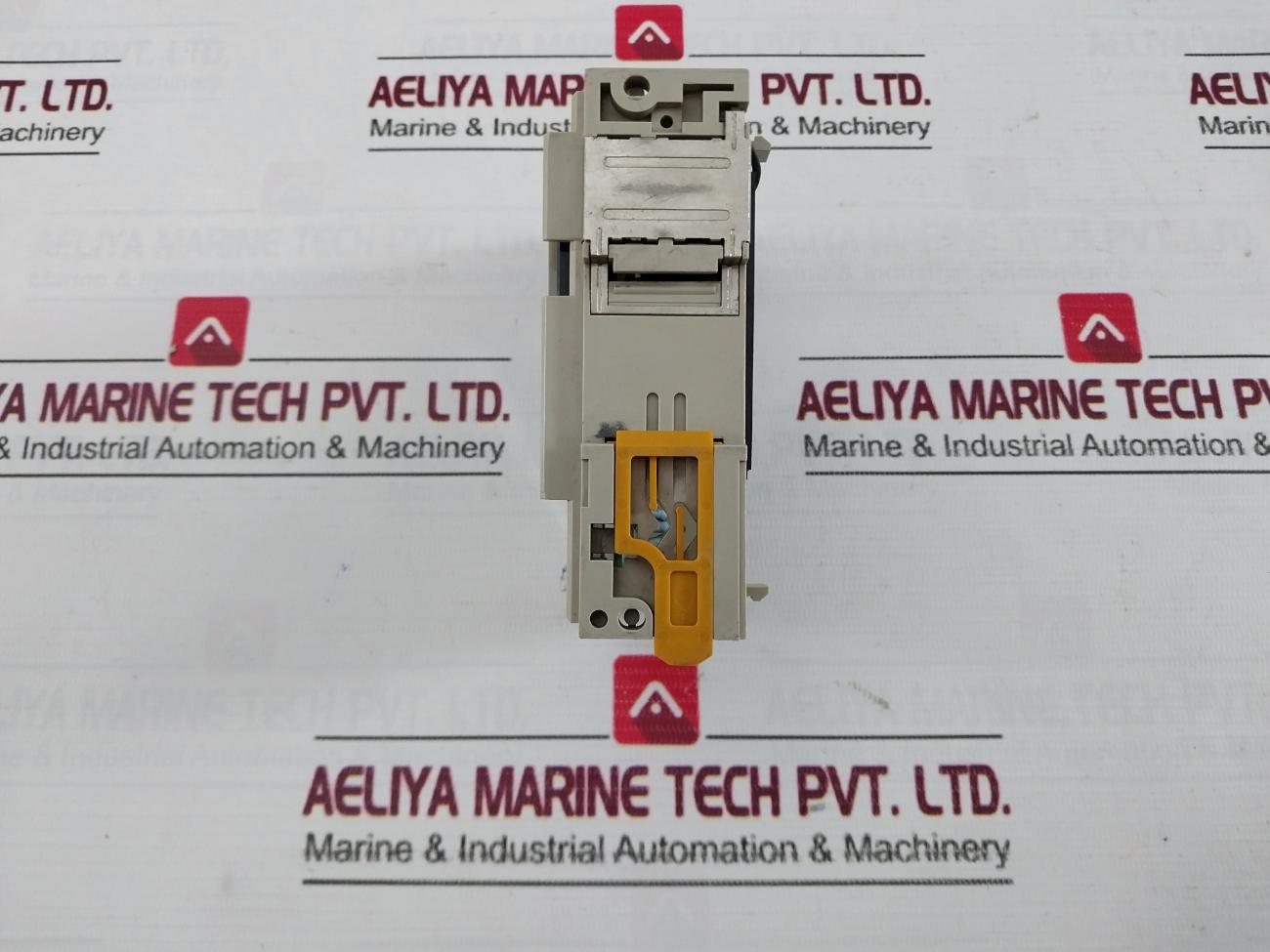 Omron Cqm1-id212 16-point Input Unit 24Vdc 6Ma