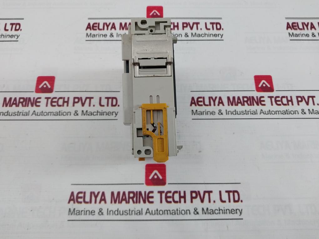 Omron Cqm1-ips01 Power Supply Unit -707V