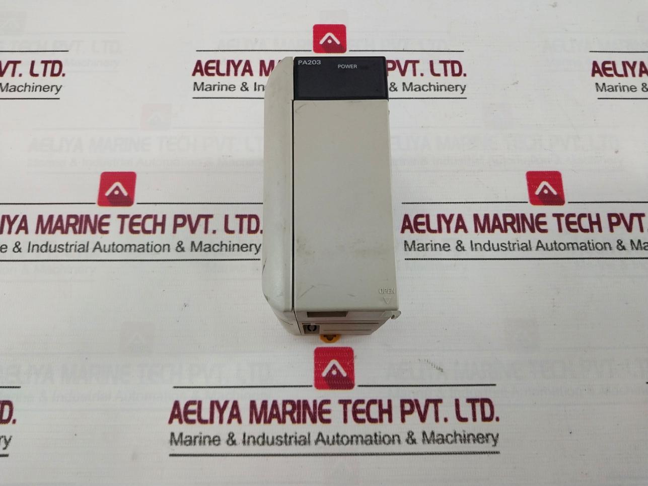 Omron Cqm1-pa203 Power Supply Unit 5V Dc 3.6A