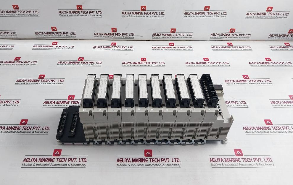 Omron Cs1W-id211 Plc I/O Module C200H-bc -v 24V Dc 7Ma 50W C200Hw-pd024