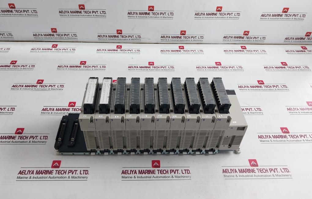 Omron Cs1W-id211 Plc I/O Module C200H-bc –V 250Vac 24Vdc 7Ma 50W 2A/P 8A/C 16A/U