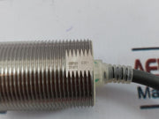 Omron E2E-x10F1 Photoelectric Sensor