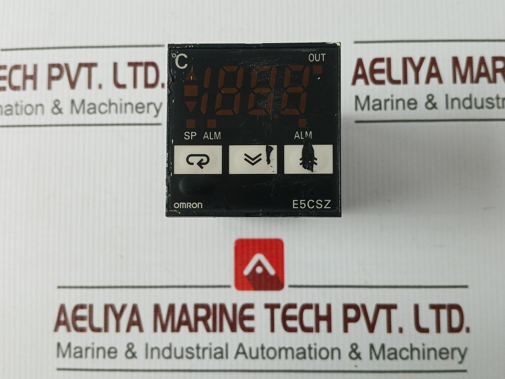 Omron E5Csz-r1T-b Temperature Controller 100-240V Ac 5Va 50/60Hz