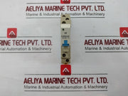 Omron P2Rf-05-e Socket Din Rail/Surface Mounting 5-pin Screw Terminal 10A 250V Ac