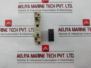 Omron P2Rf-05-e Socket Din Rail/Surface Mounting 5-pin Screw Terminal 10A 250V Ac