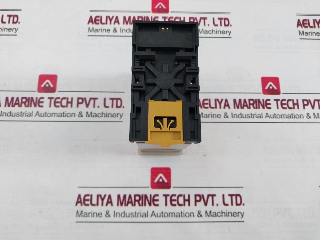 Omron Se-sp2N Motor Relay 250V 7.5A 50/60Hz