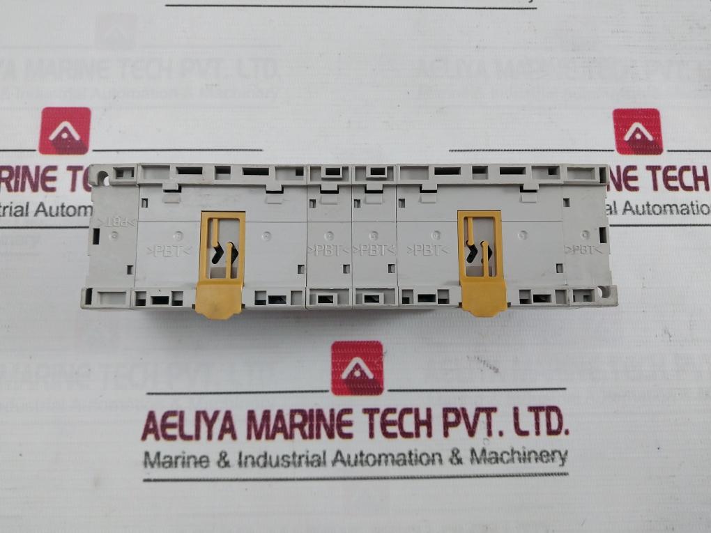Omron Srt2-id16T-1 Remote Terminal 24V Dc 6Ma/Point (Not Working)