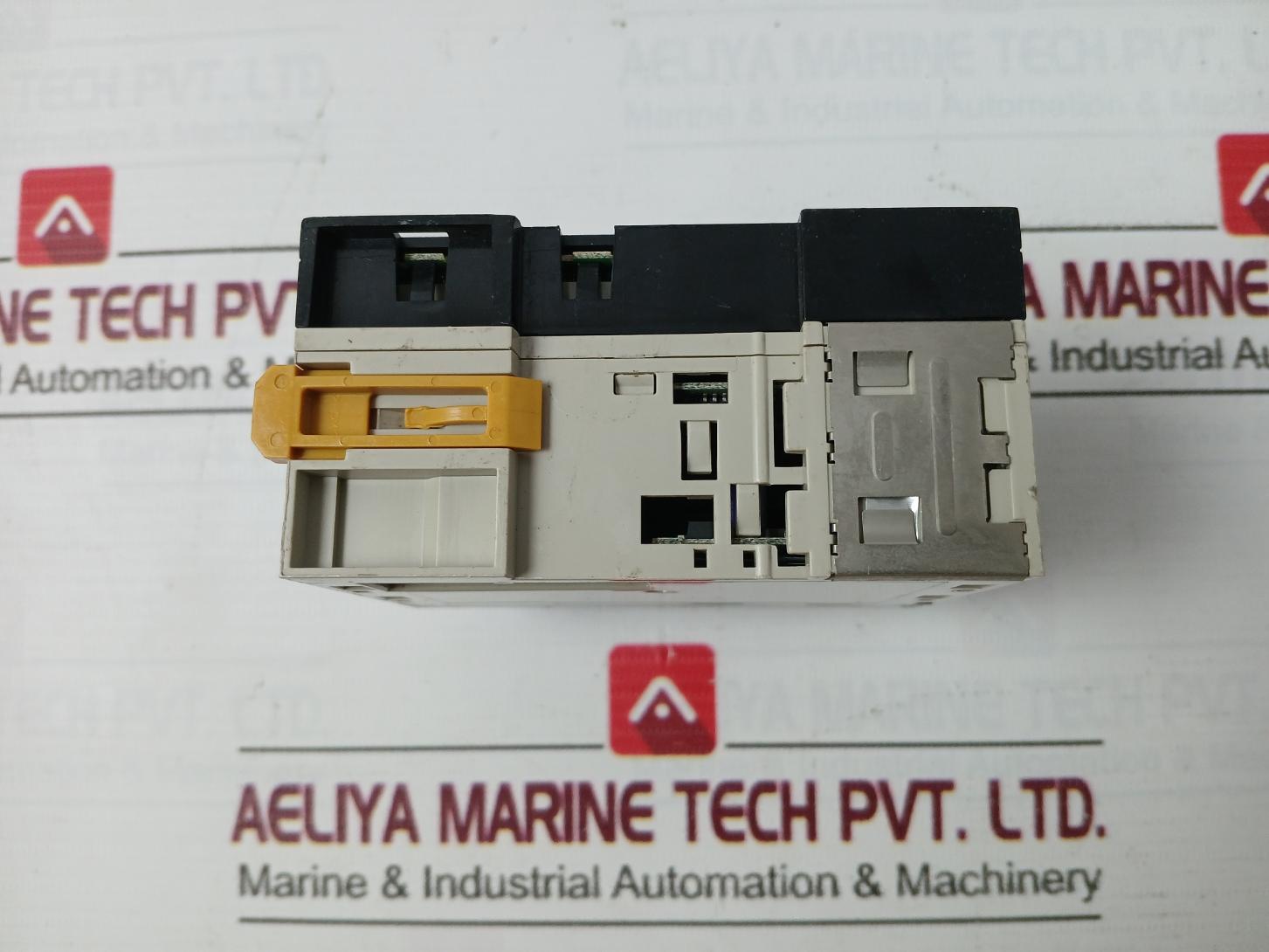 Omron Cj1W-da021 Plc Analog Output D/A Unit 2 Points 1-5V/4-20Ma