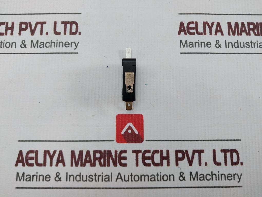 Omron D2Mv-5L-1C2 Miniature Basic Switch 3A 250V