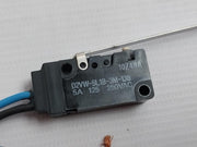 Omron D2Vw-5L1B-3M-138 Microswitch With Lever And Wire Leads
