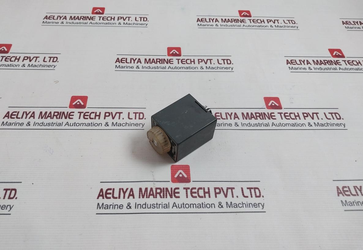 Omron H2A High-performance Motor Driven Timer 4Va 50/60Hz