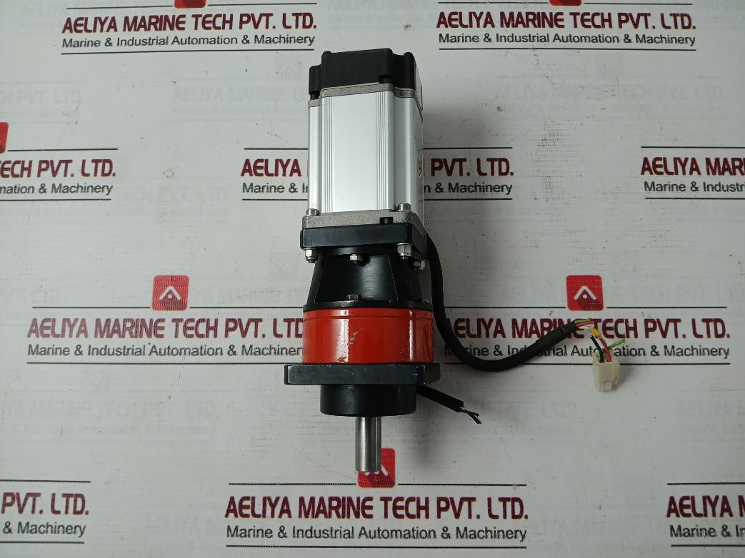 Omron R88M-g40030H-s2 Ac Servo Motor 0.4 Kw 200 Hz Ratio 7