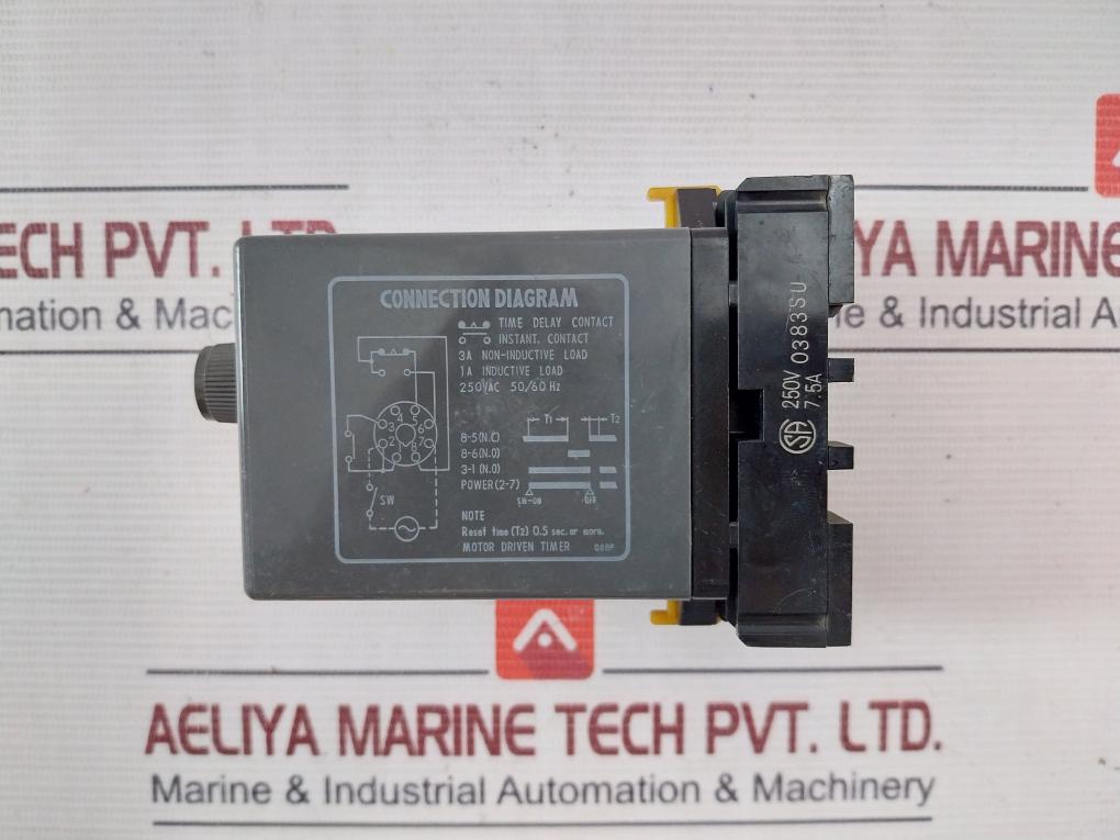 Omron Stp-nm Subminy Timer W/ Socket Base 8Pfa 0-12 Second 100/110V 50/60Hz 3A
