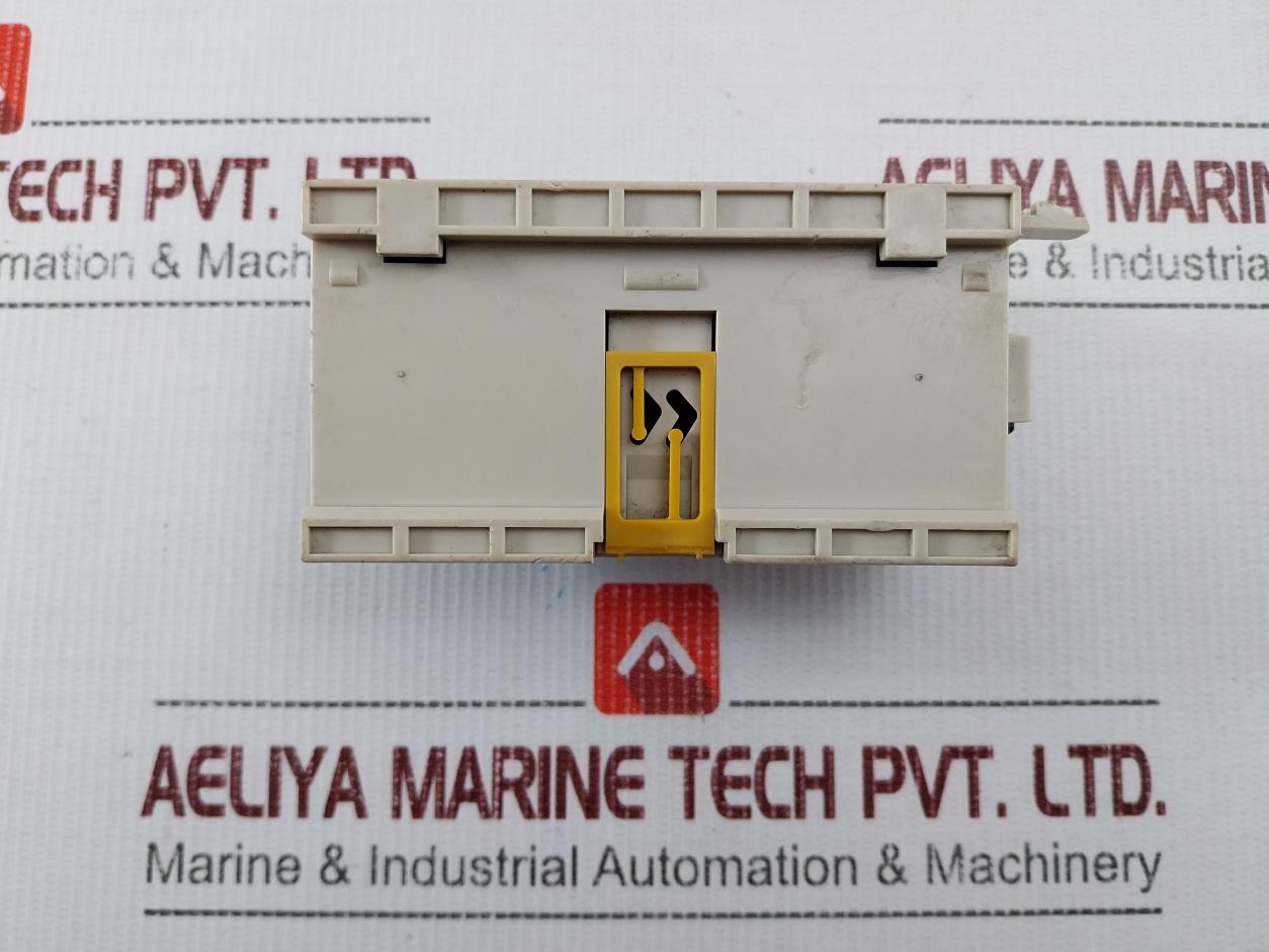 Omron Xwt-od16 Remote Terminal 24V Dc 0.5A