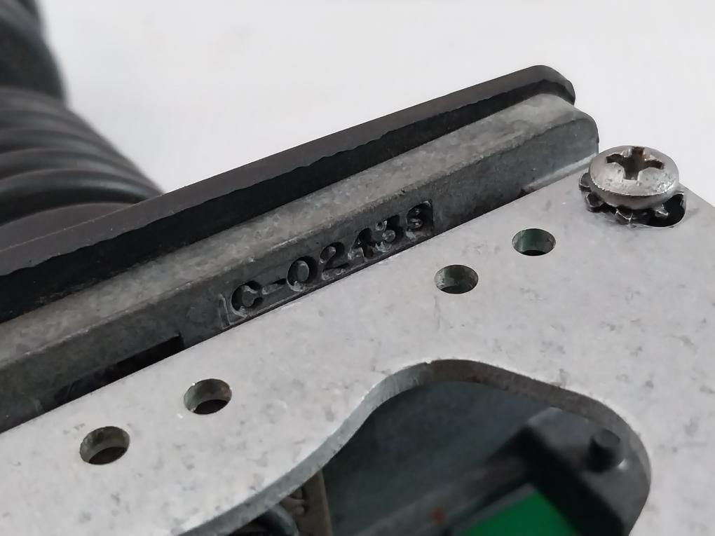 P-Q Controls M115-390