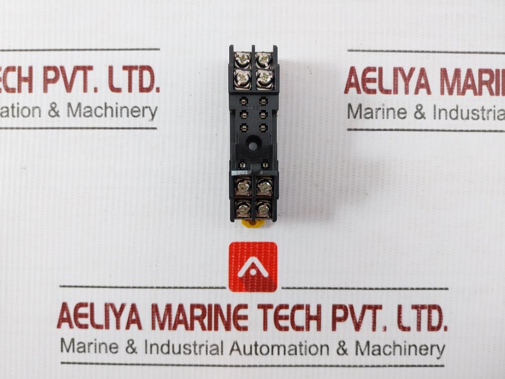 P2rf-08 Relay Socket Brand Omron