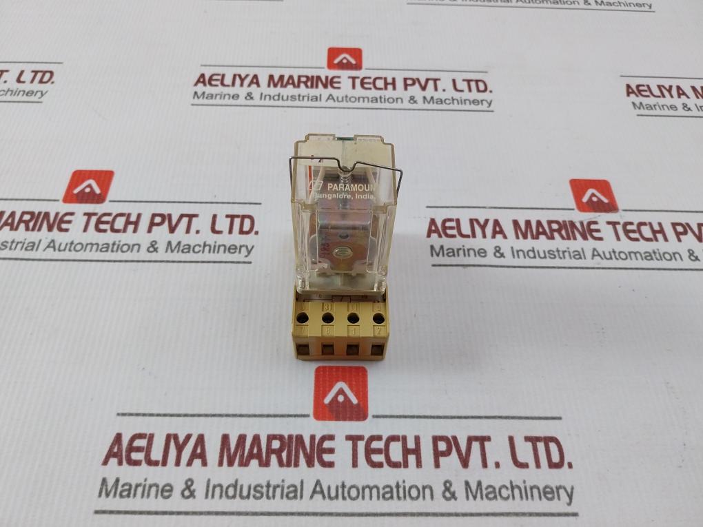 Paramount P3 2C/O F Z Industrial Plug In Relay With Socket – Aeliya Marine