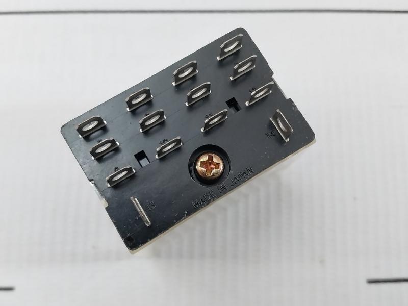 Part No. Ly4 Omron 100/110 Vac Miniature Power Relay