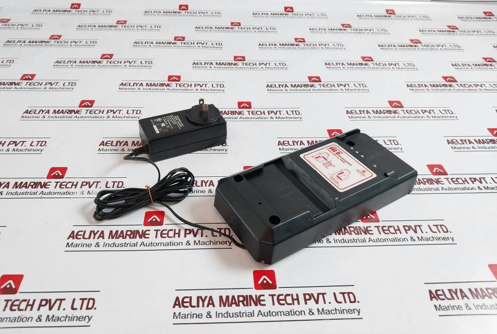 Pelican 3753-303-110 Rechargeable Fast Charger Base Ac/Dc Adapter 12V 2A