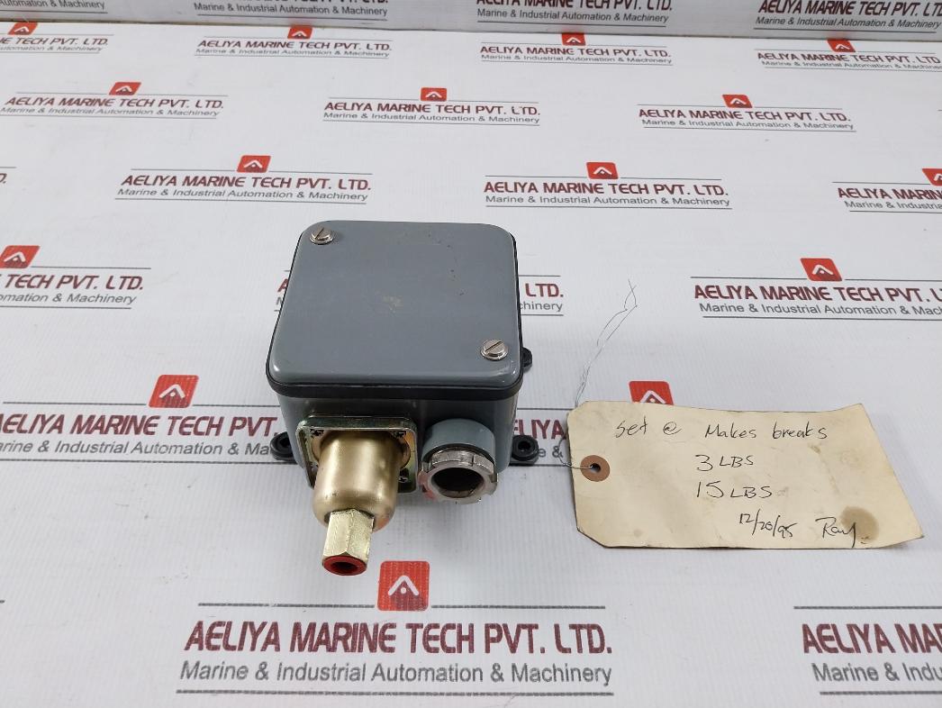 Penn P72Ae-11 Automatic Pressure Controller 20"-100 Psig 120-600 Vac 57.5 Va