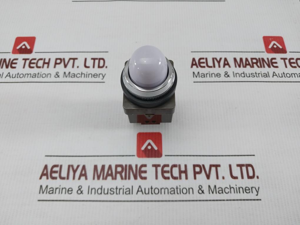 Pilot-Light-Lamp-Indicator-100-110V-50-60Hz-1W-Idec-Apn116-w-209611-1