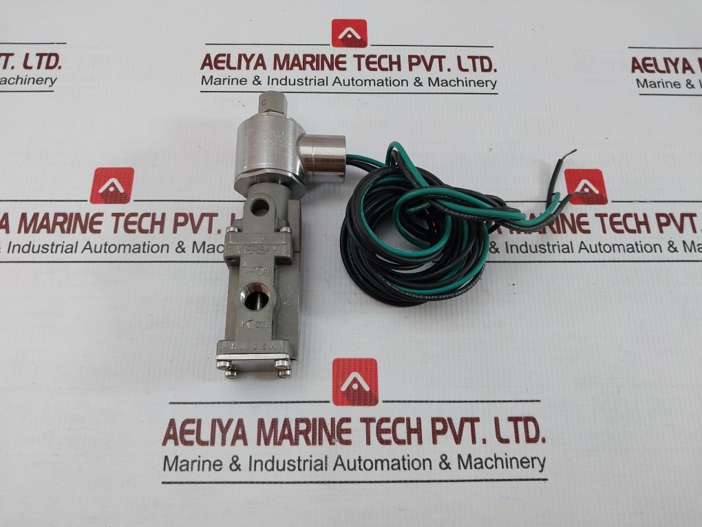 Pneumatic Directional Control Valve By Versa Part No.Bsg-3328-316-Cd-5100-D024 In New Condition