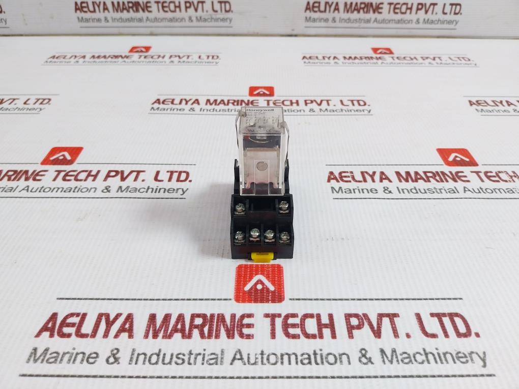 Power Relay With Socket Base By Honeywell Szr-My4-N1 24vac 50/60hz