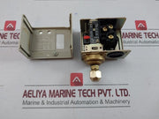 Pressure Control Switch Brand Saginomiya Sns-C106