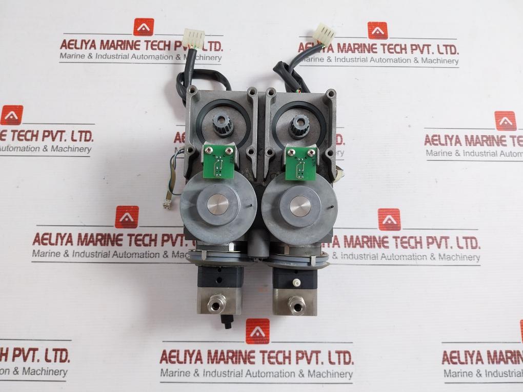 Pump Head W/ Stepper Motor 6600r165 By Sonceboz