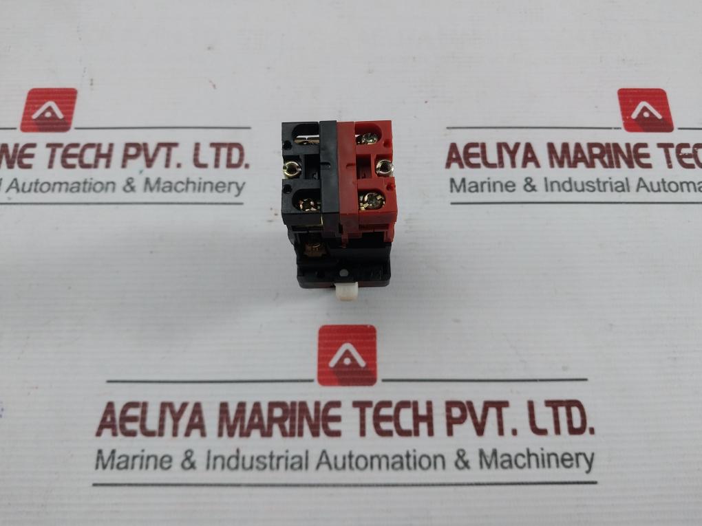 Pushbutton Switch 5a 250vac 24v-Max Ar-20 By Hanyoung