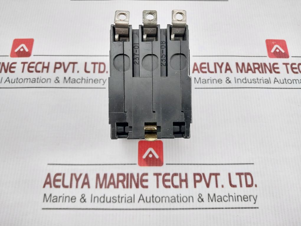 Qob-30A-Circuit-Breaker-240V-50-60Hz-Square-D-208837-1