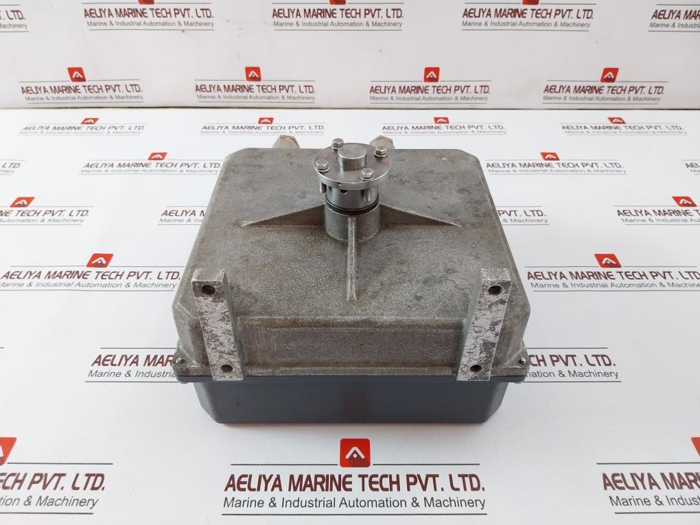 Raytheon Anschutz 101-532.Ng001 E01 Rudder Feedback Unit