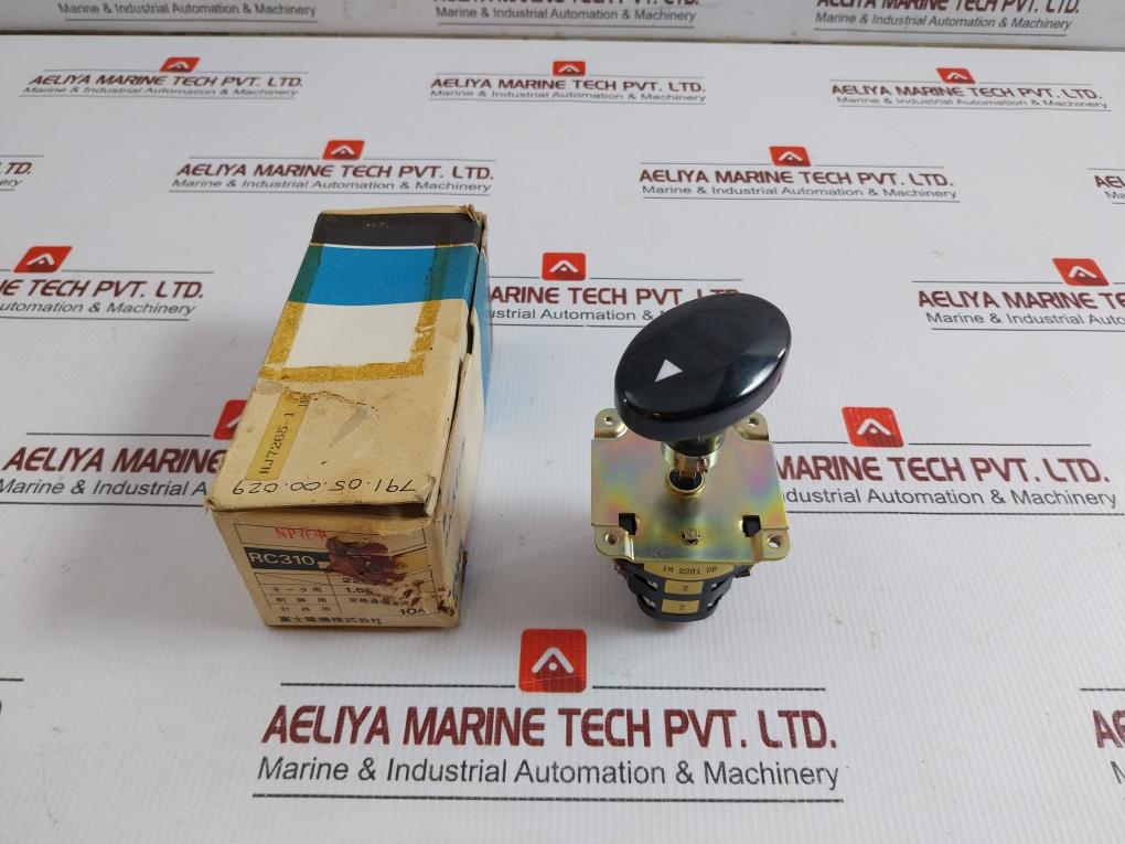 Rc310-1-Selector-Switch-220V-10A-Fuji-Electric-208915-1