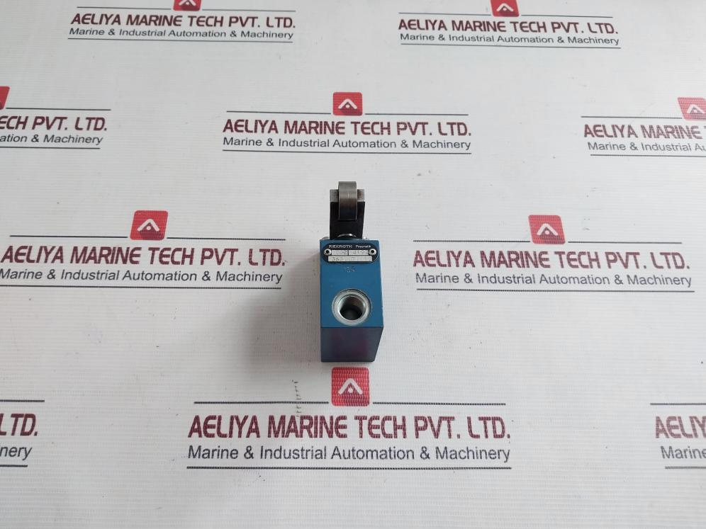 Rexroth 3630070010 Pneumatic Directional Valve With Roller-used