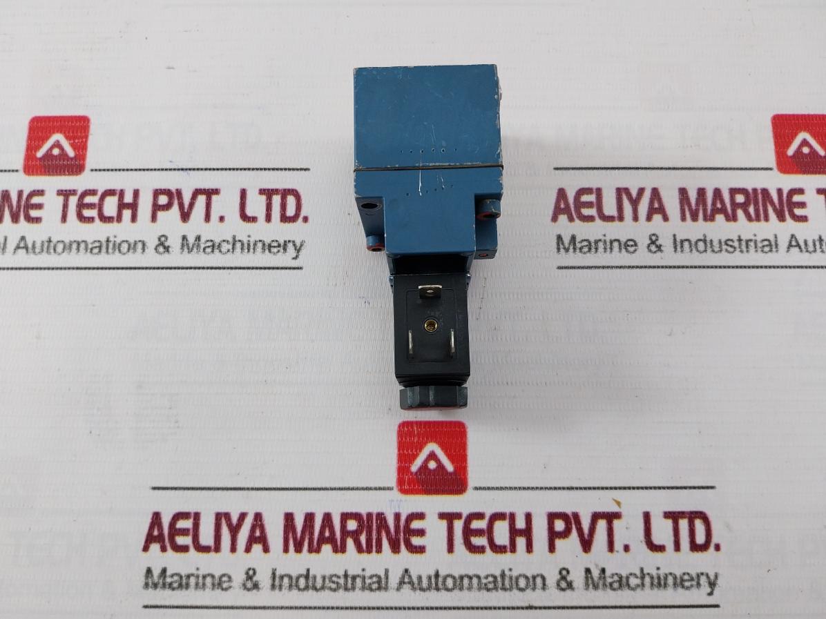 Rexroth 3722250220 Pneumatic Directional Valve 24V Dc 4.8W