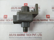Rexroth P54350-4 Pneumatic Division Shuttle Valve 06W17 884