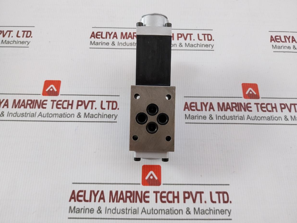 Rexroth 4 We 6 D51/Ag24Nz4/106 Directional Control Valve 24V-dc 26W
