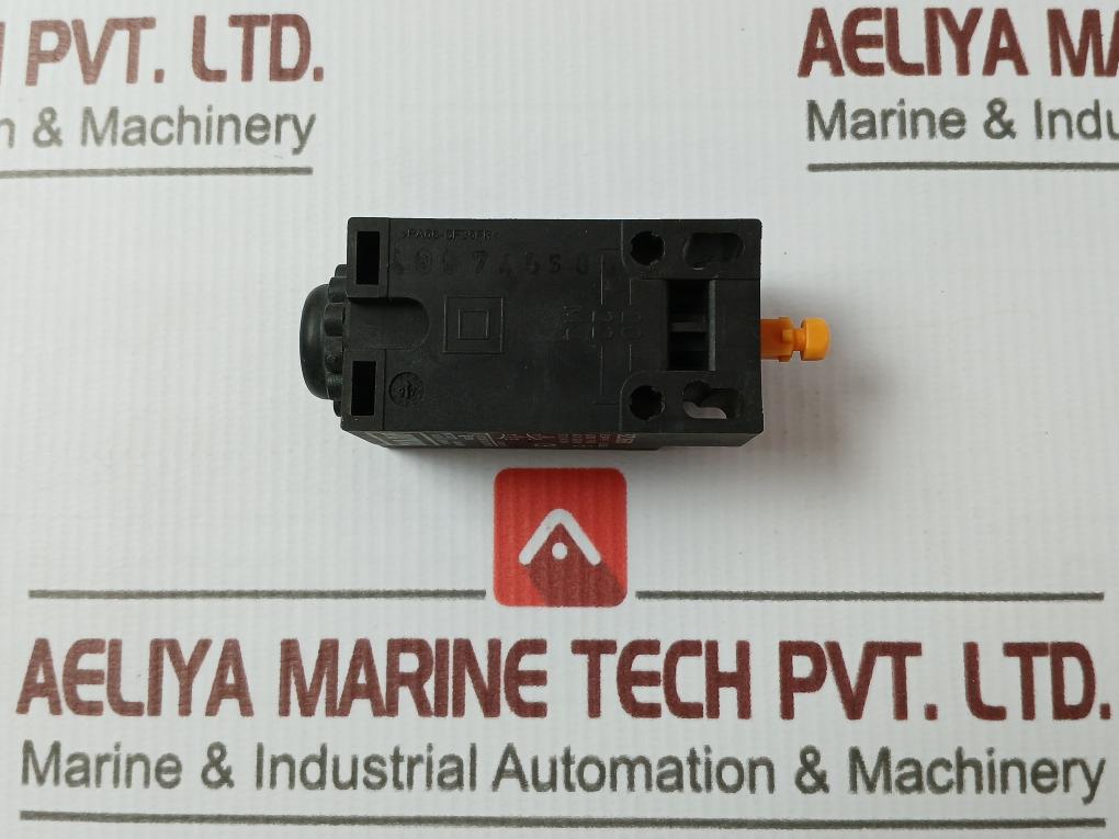 Rittal Sz 2586 Door Operated Switch Ac-15 230V 6A Dc-13 24V 10A