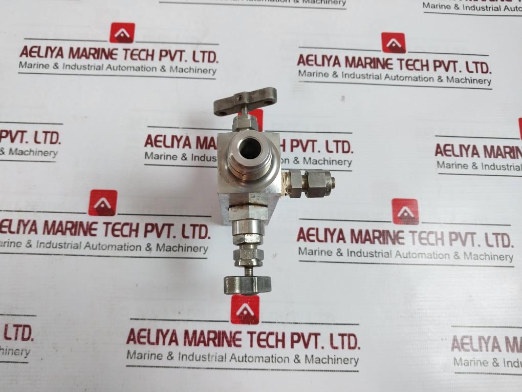 Rosemount C30610-1126-0300 Gage/Transmitter Manifold 10000 Psi Rev Ab