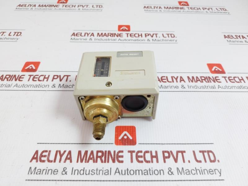 Saginomiya  Part No. Sns-C106q3a Pressure Control Switch -50 To 6 Cmhg